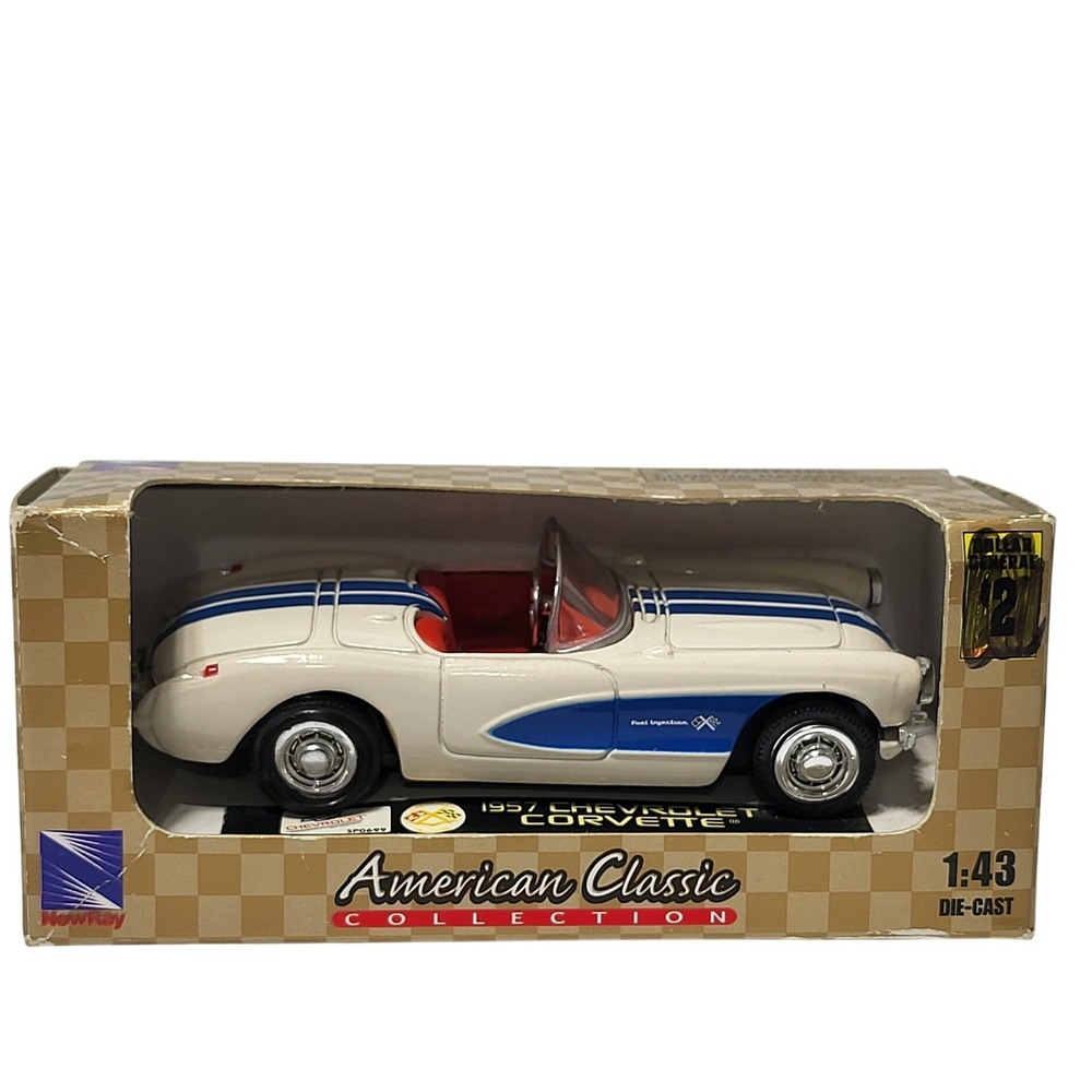 New-Ray 1957 Chevrolet Corvette 1:43 Die-Cast White Blue American Classic Boxed